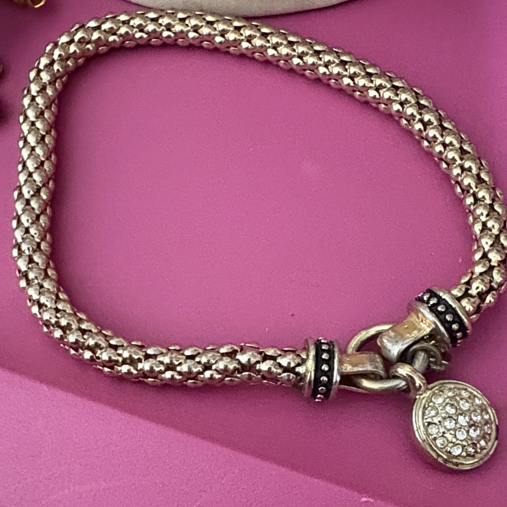 Elegant Gold-Tone Bracelet with Crystal Charm